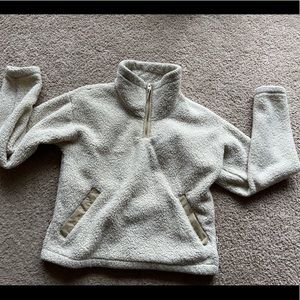 NORTH FACE SHERPA QUARTER ZIP SWEATER!